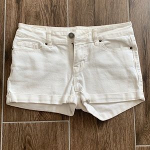 Urban Outfitters BDG mid rise Alexa Short